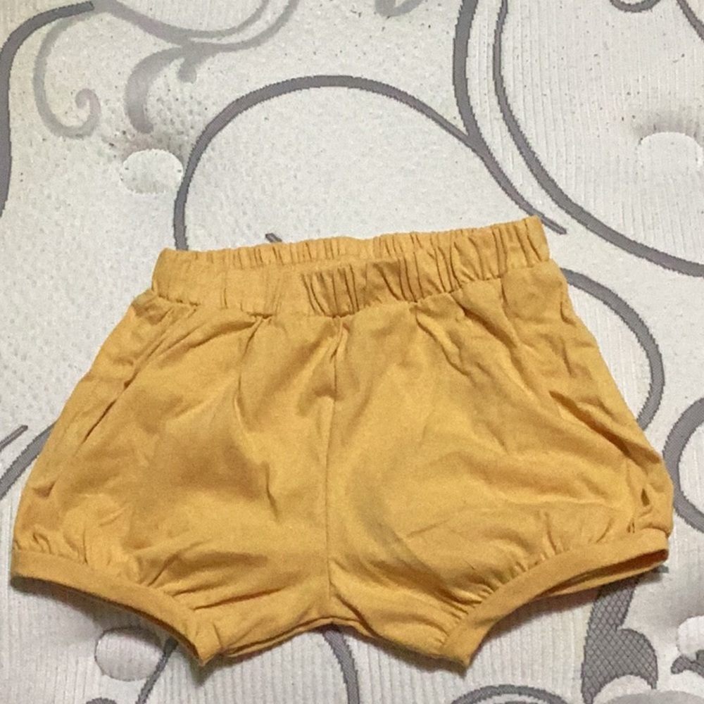 Brand New Without Tags Girls Shorts size 12-18m